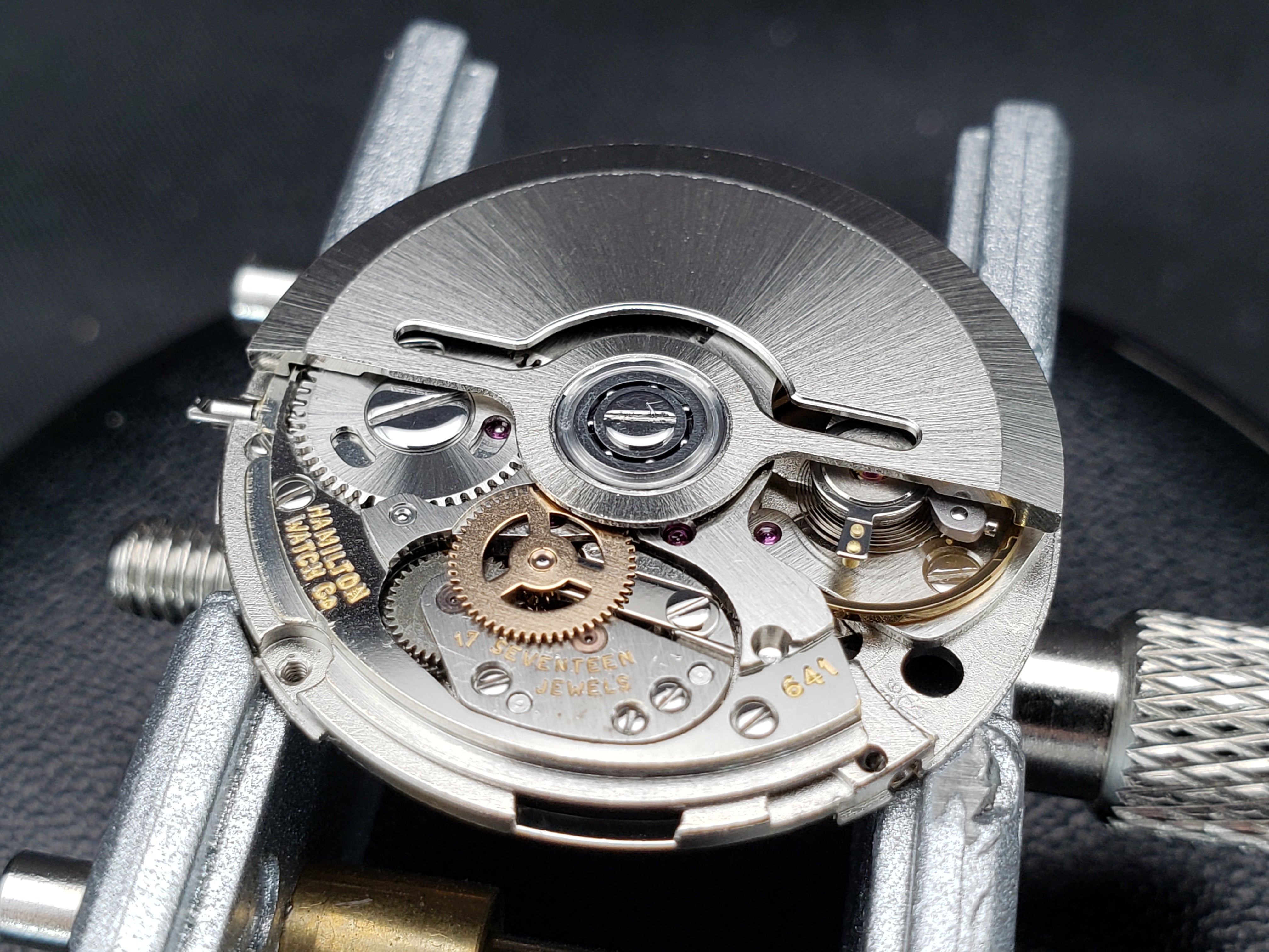 Hamilton shop watch movement