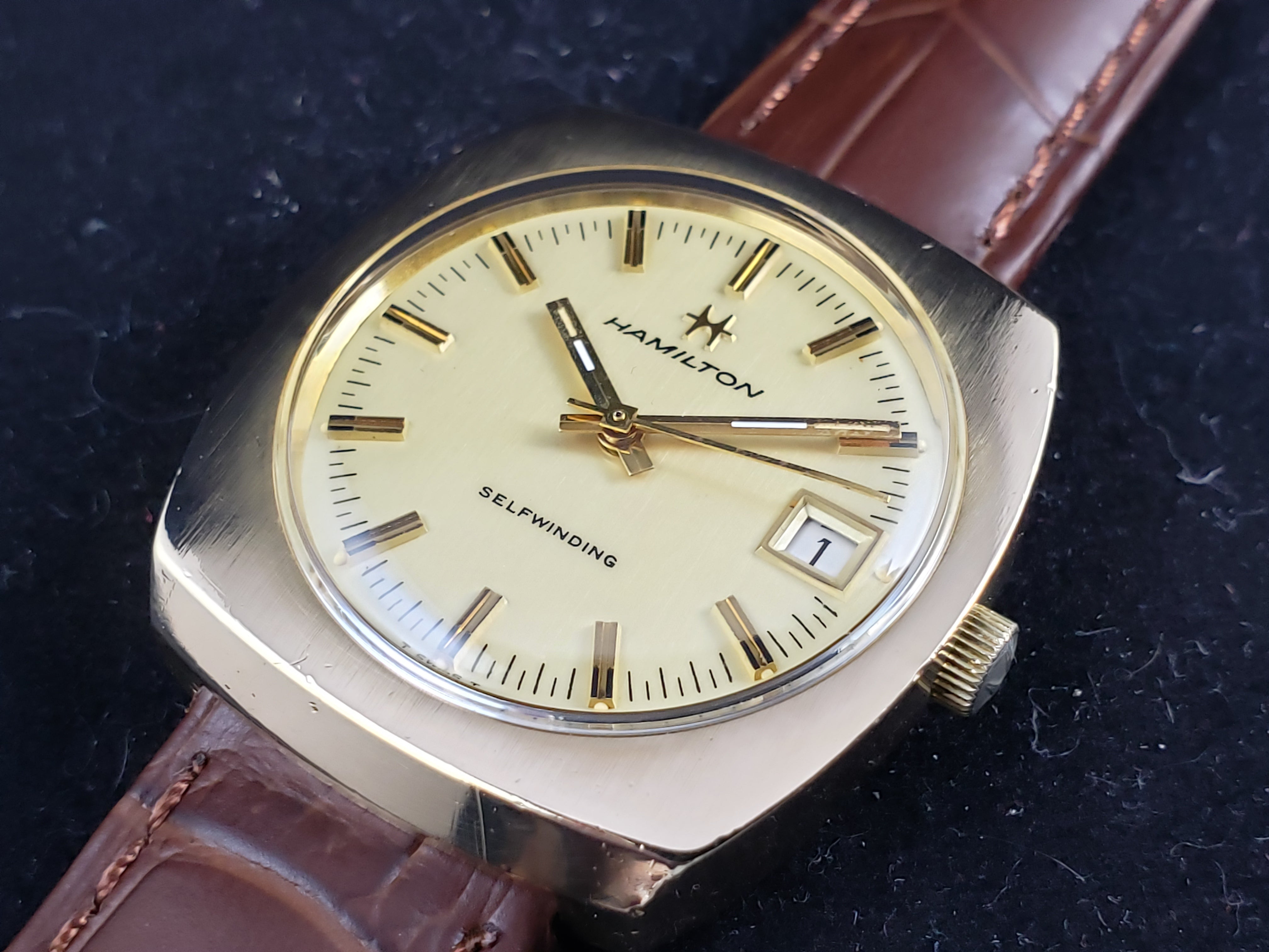 1975 Hamilton Auto Cal Brockton – Wolfe Vintage Watches